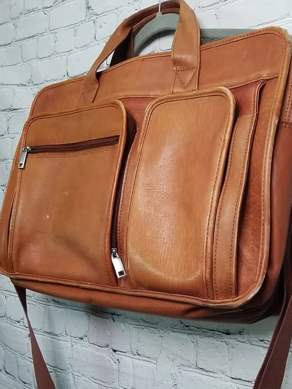 Wilson's Leather Camel briefcase/sachel Laptop Bag W/2 large compartments EUC